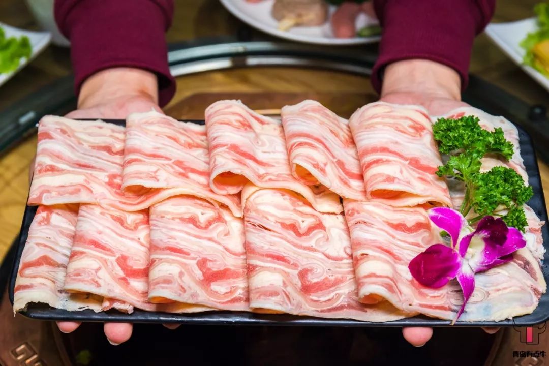 青岛牛排火锅哪家好吃,特色火爆牛排火锅