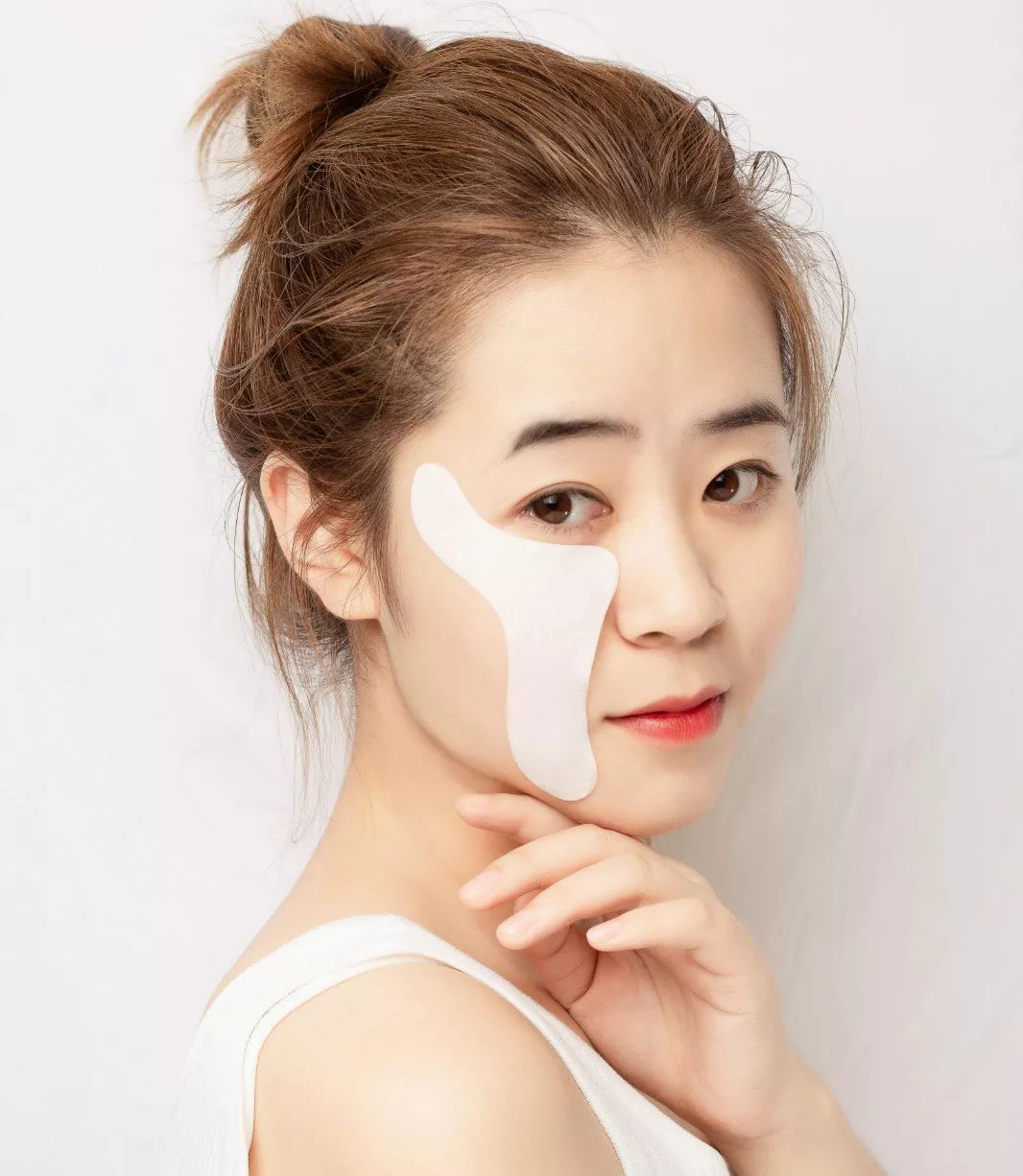 法令纹眼纹一个都逃不掉,法令纹和眼纹怎么才能有效改善