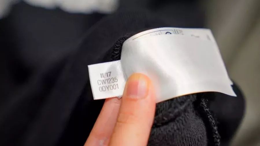 特卖会真的假的,耐克阿迪特卖会