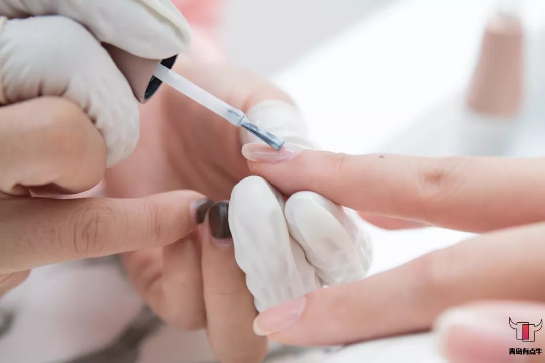 李沧优惠团购美睫,单色美甲9.9元活动河西