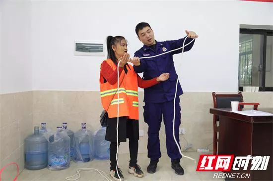 张家界全景夜景视频,张家界夜景灯光秀视频