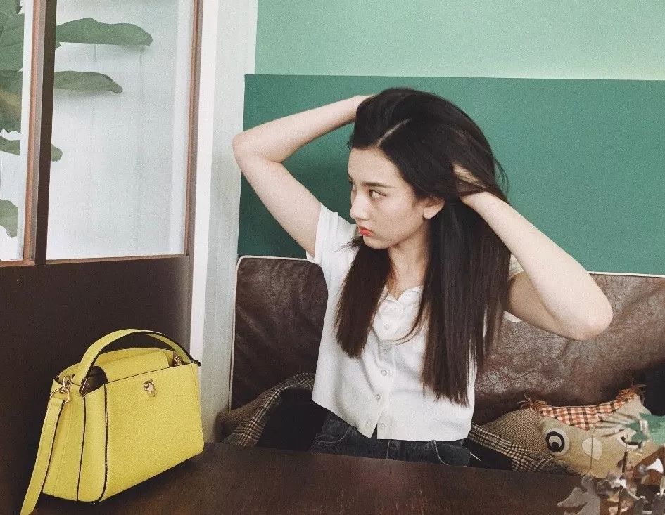 不用代购就能秒杀的活动,如何get宋妍霏同款