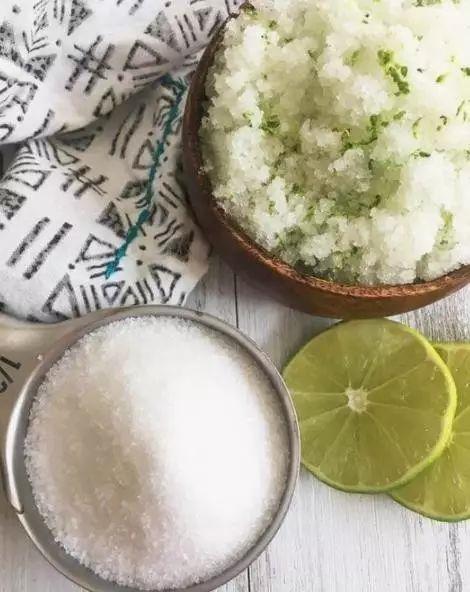 拖地怎么才能干净不落灰,每天拖地都有灰怎么才能拖干净