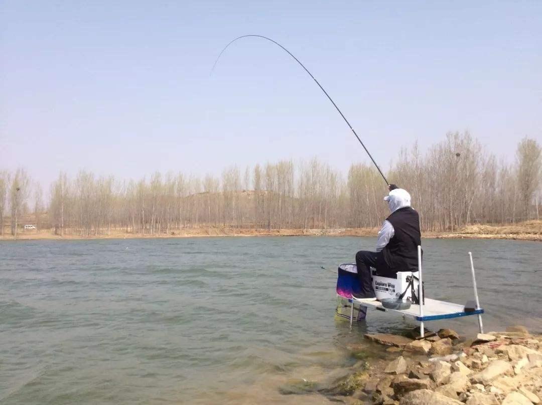 浅谈钓鱼钓竿的认识与选择,钓竿的调性与硬度有什么区别