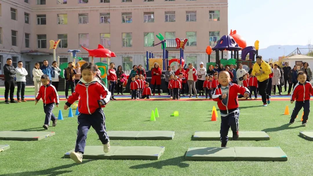 娃娃足球,娃娃足球展示