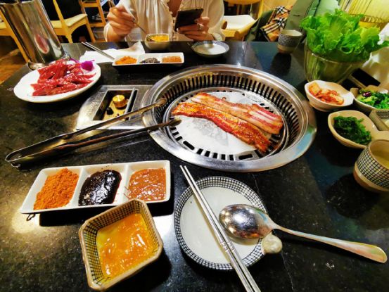 成都美食推荐必吃烤肉,盘盘烤第一成都必吃烤肉