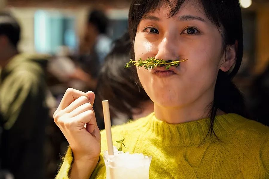 星巴克桃桃乌龙鸡尾酒,星巴克特调鸡尾酒好吗