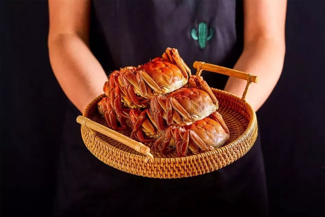 阳澄湖大闸蟹流黄,阳澄湖大闸蟹几月份吃最好吃