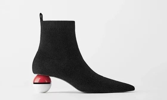 粉丝送王一博“导弹”丑哭设计师肖战；小学生戴“紧箍咒”气炸网友；旺仔这回闹大了！...「设计烩报250期」