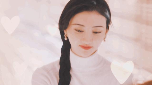 人间富贵花的颜值变化,被人夸人间富贵花回复什么更美