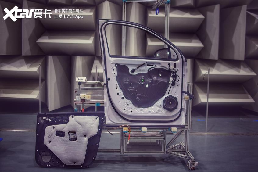 荣威rx5max女生,荣威rx5plus与荣威rx5max的区别