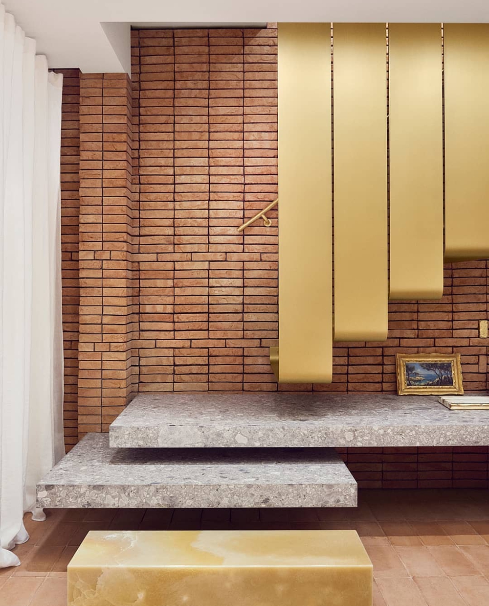 质量好有设计感的大品牌女装店铺,设计感强的小众女装品牌店