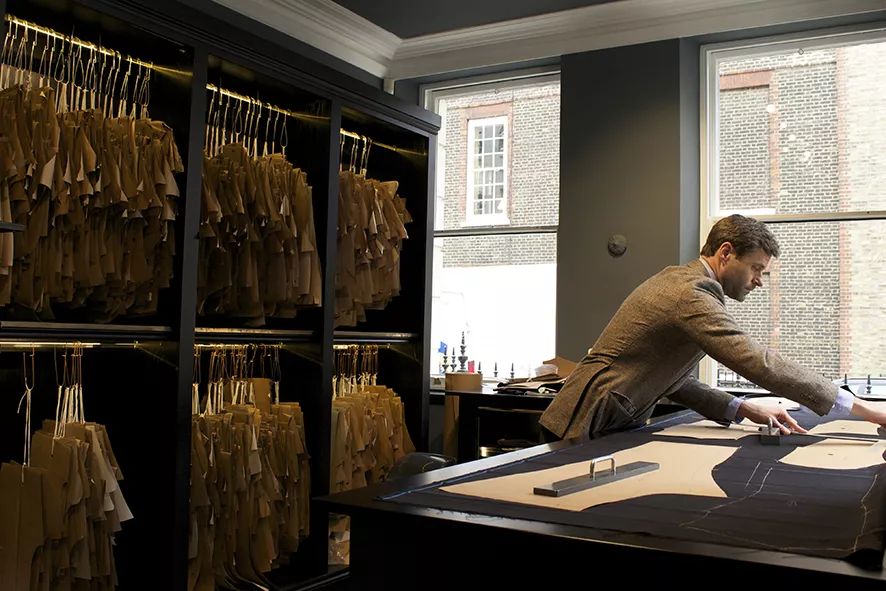 定制西装的十大技巧,定制西装必须知道的知识