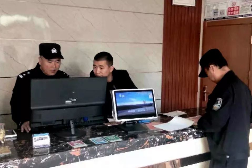 瑗垮畞14瀹跺棣嗚鏇濆厜,瑗垮畞瀹鹃鏇濆厜