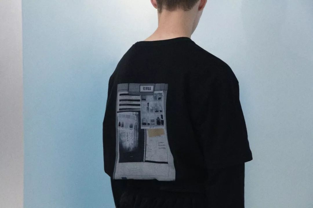 念想了十几年的“血屏”，如今要让你听个科幻故事