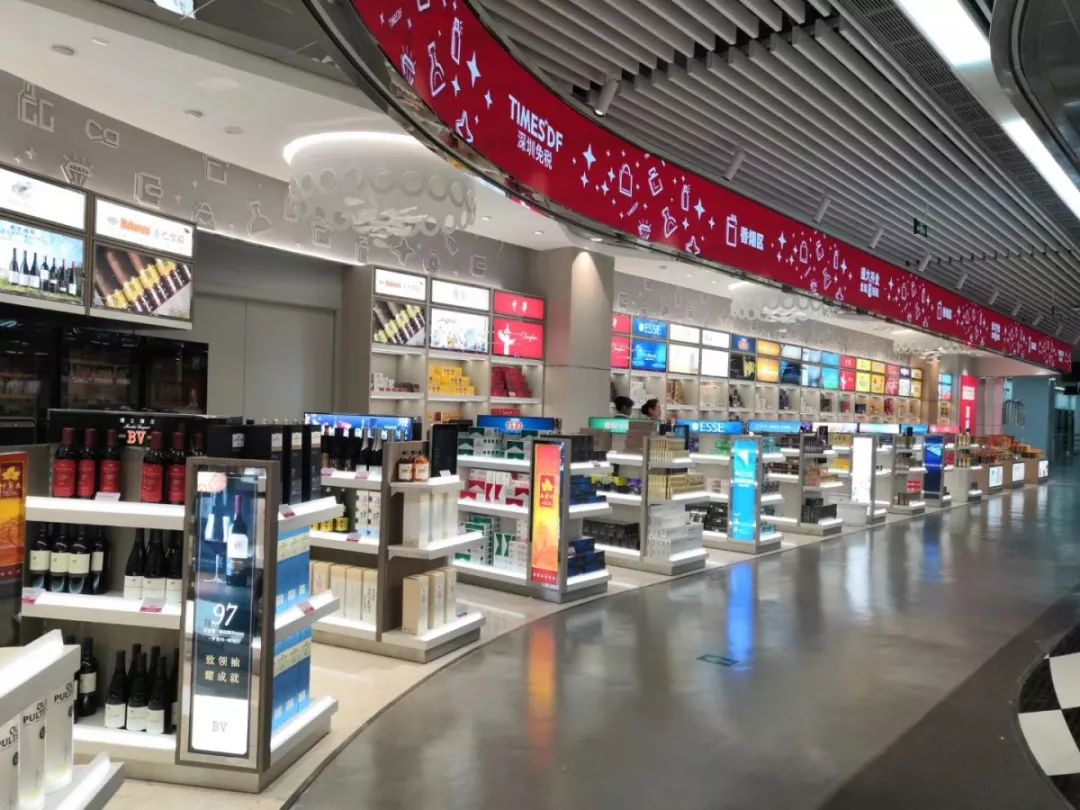 卖光了！国内最大邮轮入境免税店试运营，特价商品销售一空~