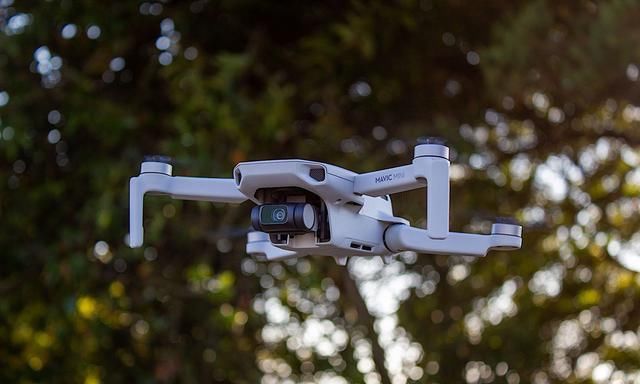 大疆mavic3评测带屏遥控器,大疆无人机mavicpro