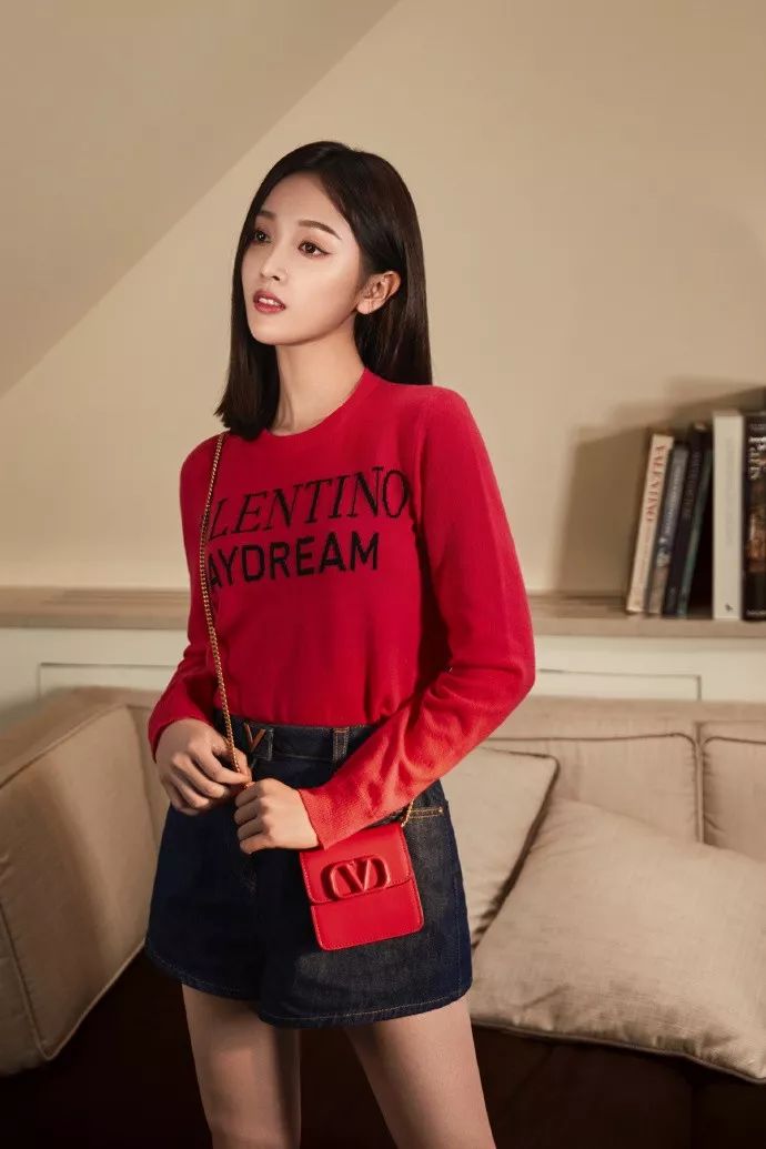 吴宣仪人鱼装背面,吴宣仪美人计舞蹈