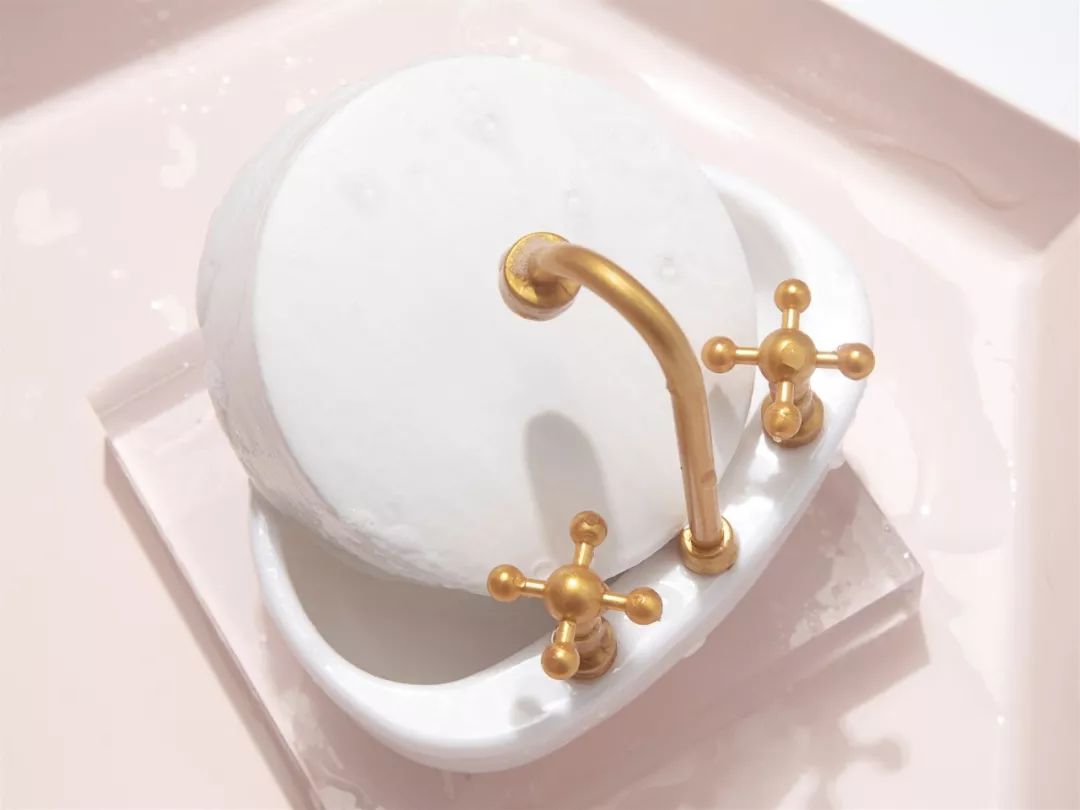 堪比“吸尘器”的洁面皂，洗净黑头去油脂，肌肤细腻滑溜溜