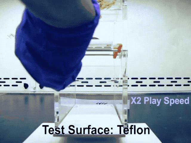 冲完厕所还粘马桶怎么办,上厕所排便粘马桶冲不下去