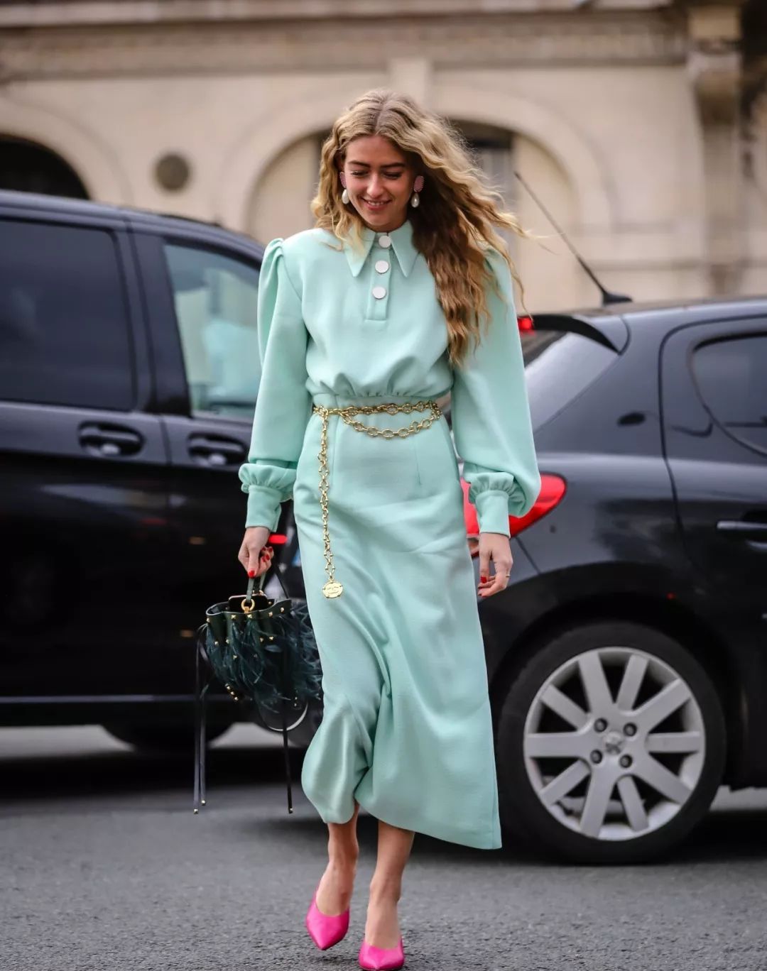 怎么调出跟钟楚曦一样的复古风,钟楚曦新中式穿搭同款