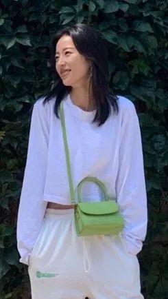 欧阳娜娜的名牌包包,欧阳娜娜的平价包包