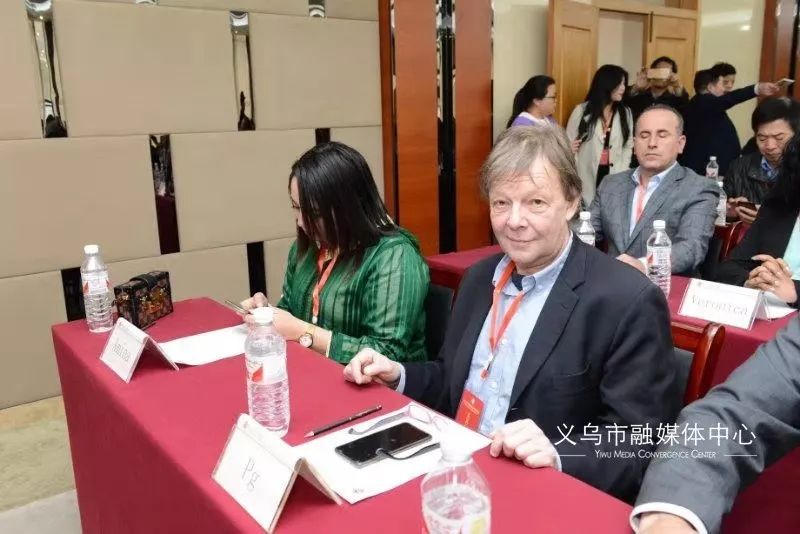 涔変箤鐖辨儏鏁呬簨瑙嗛,涔変箤鐖辨儏鏁呬簨