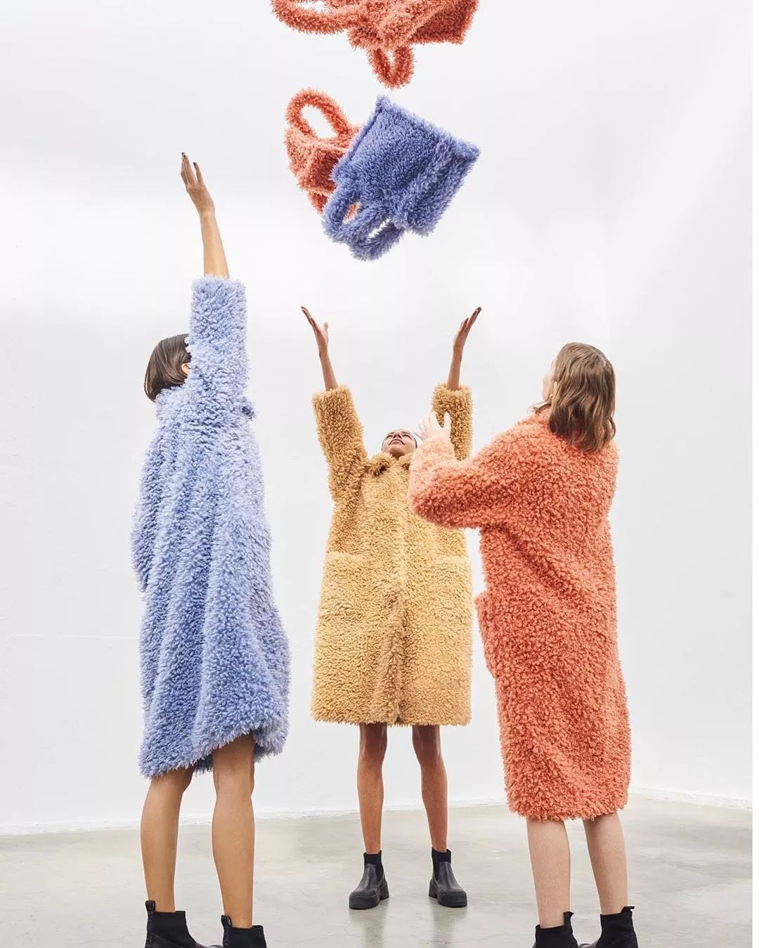 什么牌子的大衣好看又实用,大衣冬季必买的款式不过时