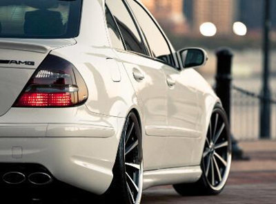 白车漆怎么养护,白色车漆护理的正确方法