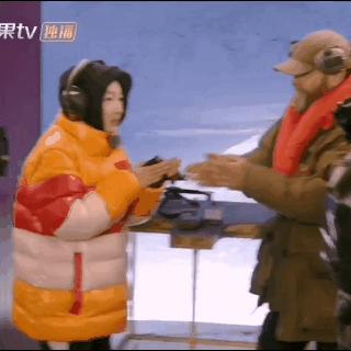 周冬雨觉得自己好看吗,周冬雨说她自己高级脸视频