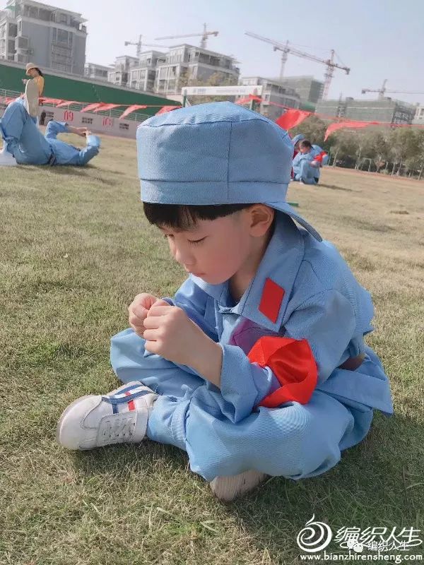 7岁女孩套头毛衣满天星编织教程,26支羊绒3股宝宝套头毛衣编织方法