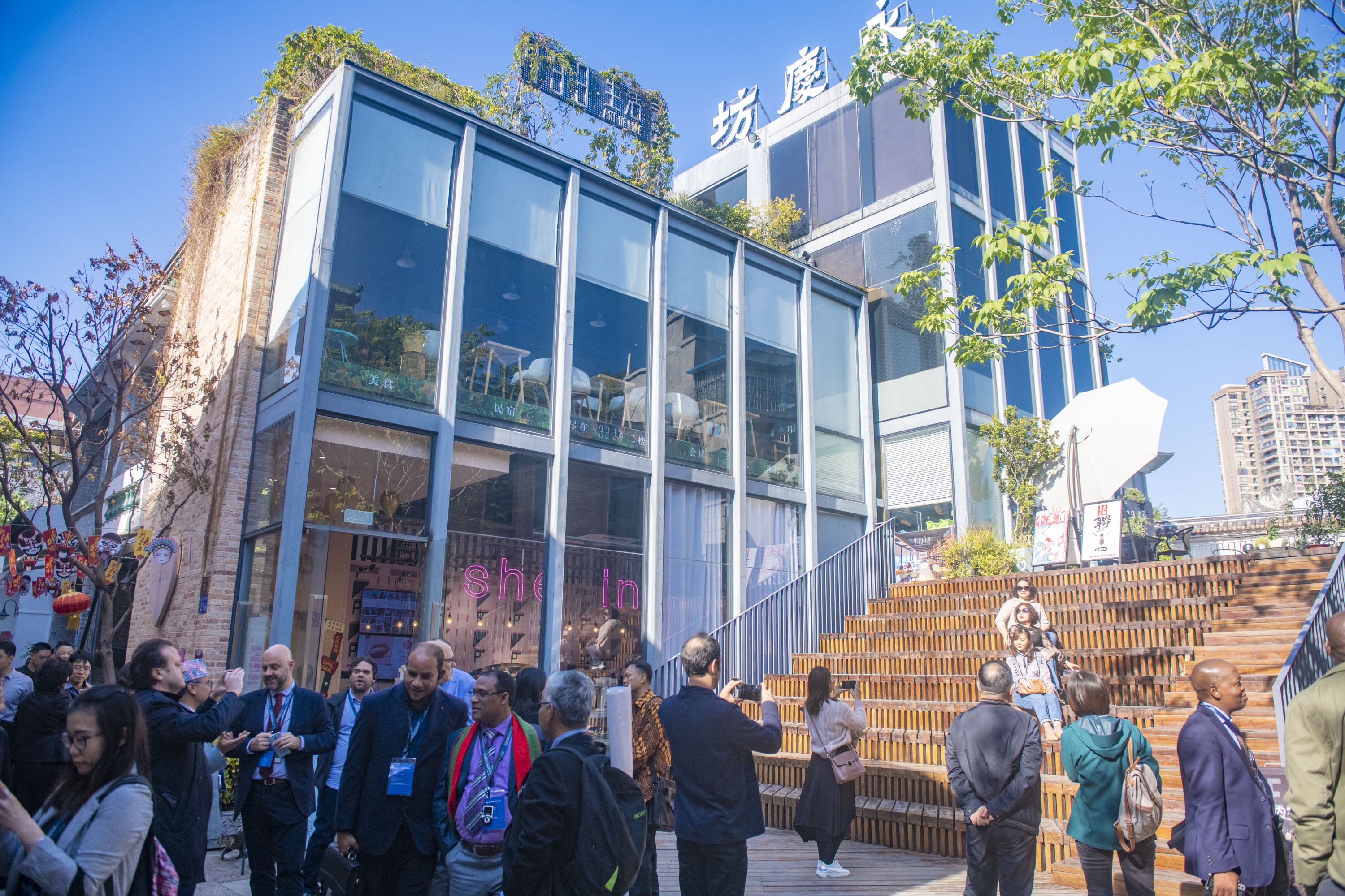 永庆坊招人,永庆坊好多人