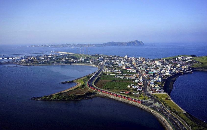 济州岛海的背景图,真实的济州岛全景图