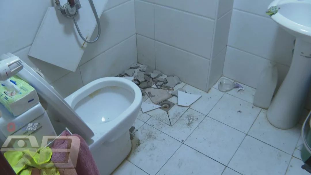 女子头部被瓷砖砸伤,女子被高空掉落瓷砖砸伤