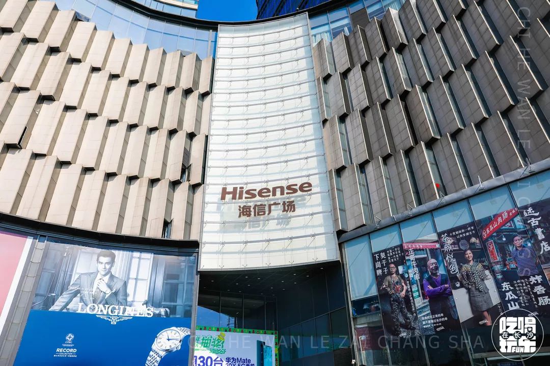 omg女生包包里有什么,omg所有美女