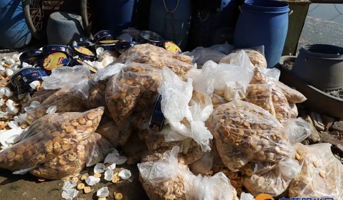 销毁数万元假饼干！你的“蓝罐曲奇”不一定来自丹麦，可能来自谢岗