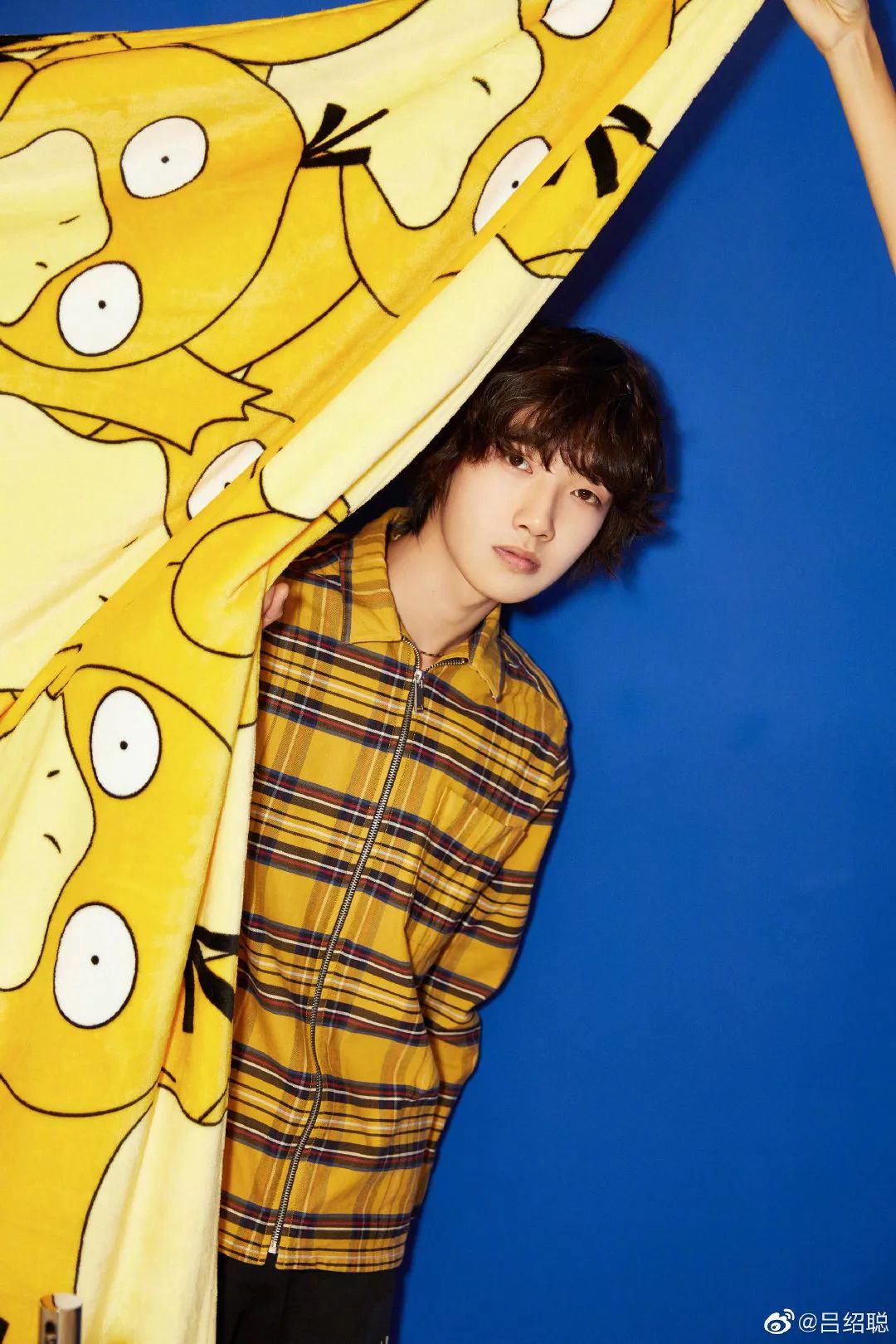 球鞋放薯条？皮卡丘变成碳？?洗衣液走秀了！这个世界太玄幻