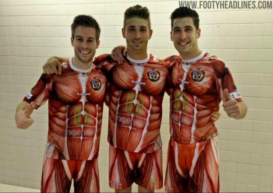 辣眼睛超级失败的22种服装设计,辣眼睛球衣