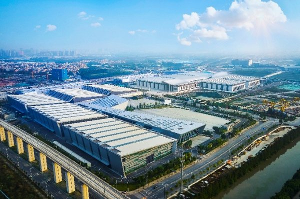 美通企业日报|富士胶片收购日立影像诊断相关业务；雅思推出机考模拟考试