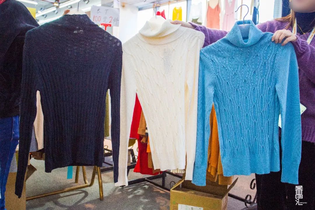 品牌羽绒服工厂99清仓,番禺南村羽绒服厂家清仓