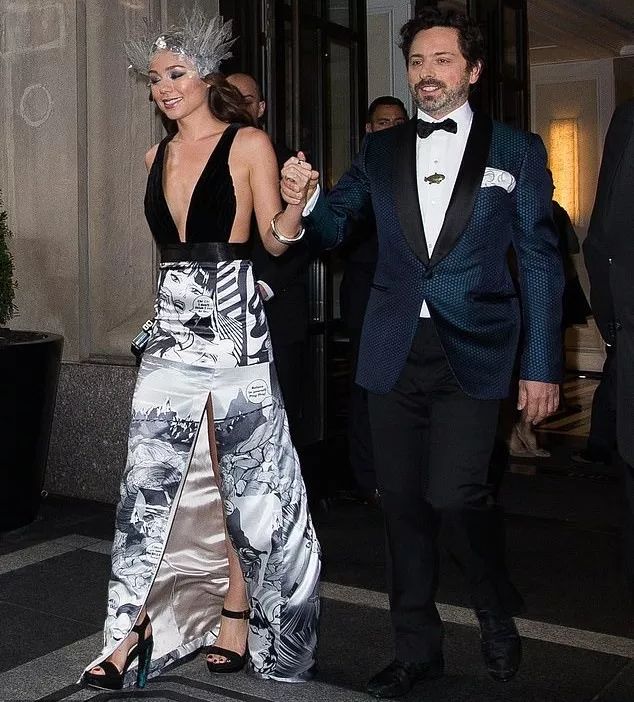 华裔女人嫁给美国富豪名人,谷歌老板华裔老婆和马斯克