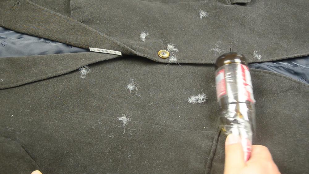 衣服上边有毛球球怎么办,衣服上有白色的毛球怎么办