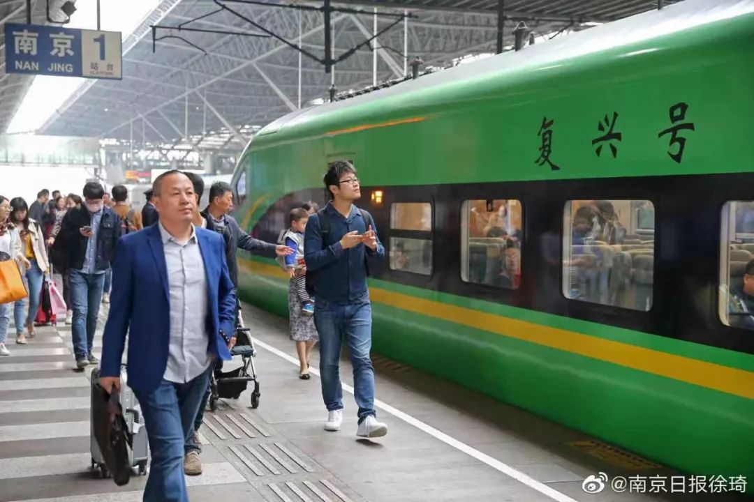 除夕火车票明起开售，这种“捡漏”方式成功率超高