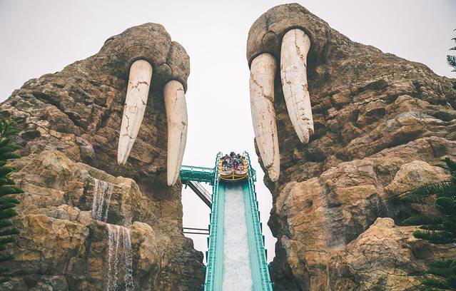 珠海长隆海洋王国海底夜宿,珠海长隆海洋王国鲸鲨馆海底区