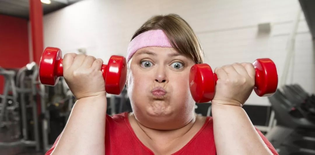 减肥导致大姨妈出走该怎么办,减肥大姨妈不来了怎么挽救