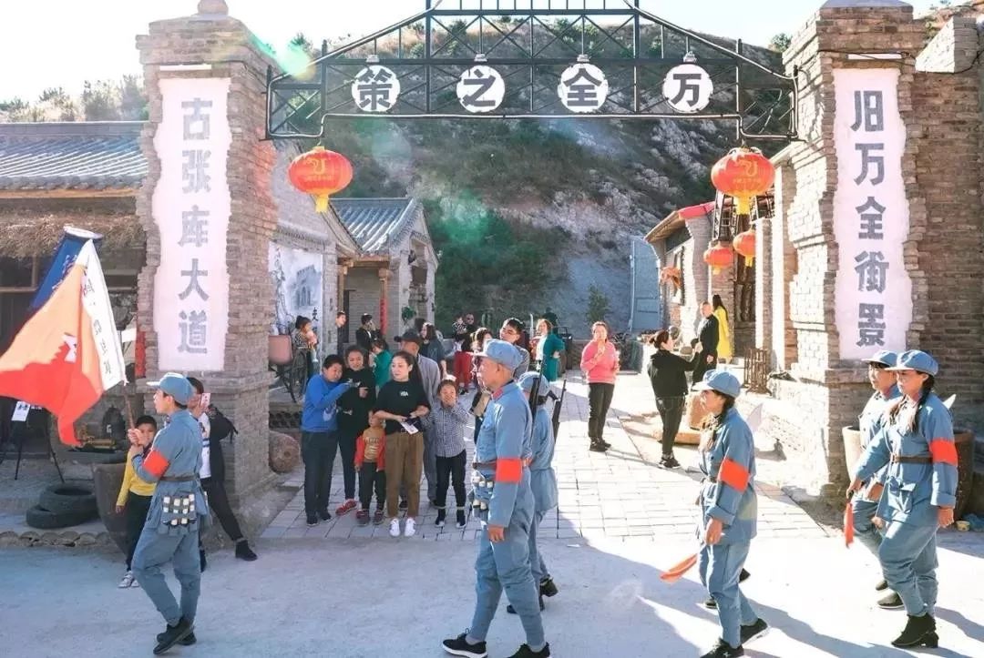 冬季天路旅游攻略大全一日游,秋季游草原天路的最美线路