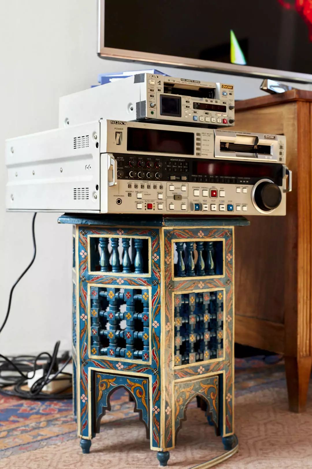 戈达尔的“俄耳甫斯工作室”，《影像之书》在这里诞生