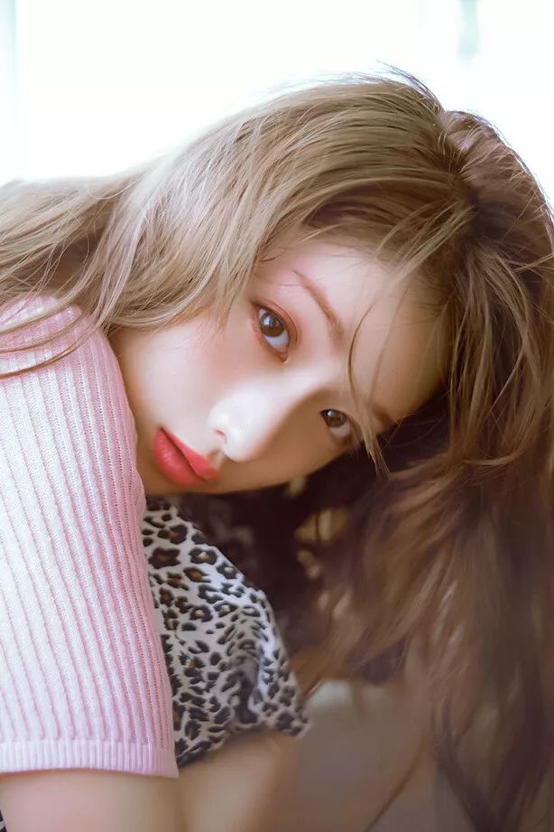 卡粉起皮用面霜还是乳液,卡粉起皮救星底妆难题解决