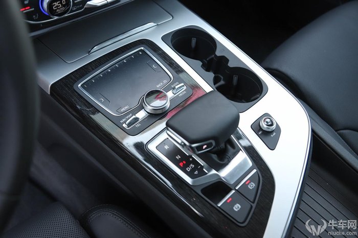 奥迪q755tfsisline尊贵型评测,沉浸式体验奥迪q755tfsi尊贵型