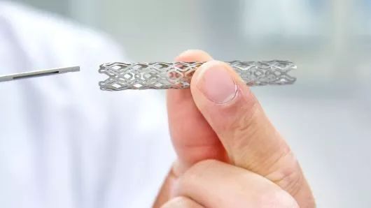 心脏搭桥能彻底治愈冠心病吗,心脏支架对冠心病有效吗